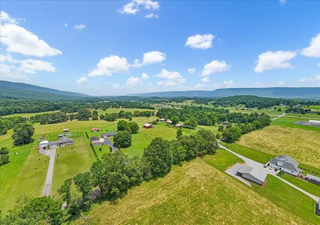 $1,500,000 | 365 Morrison Spring Road, Whitwell, TN 37397