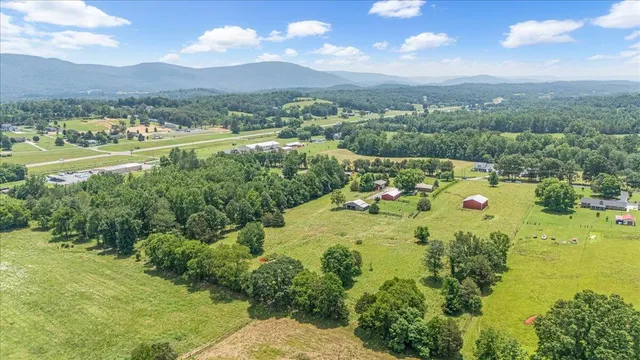 $1,500,000 | 365 Morrison Spring Road, Whitwell, TN 37397