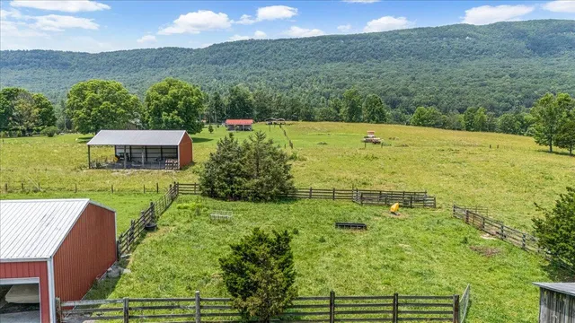$1,500,000 | 365 Morrison Spring Road, Whitwell, TN 37397
