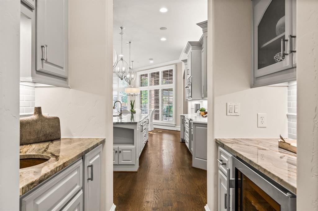 48 Kennington Court Dallas, TX 75248 - Photo 18 of 40