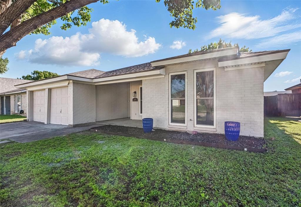 7932 Berrybrook Drive Watauga, TX 76148 - Photo 2 of 16