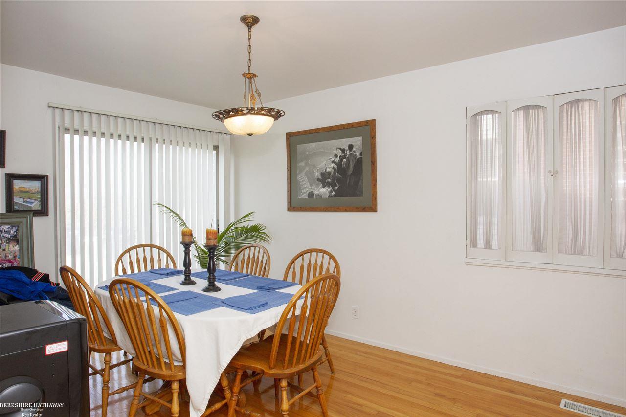 379 Neff Road Grosse Pointe, MI 48230 - Photo 10 of 63 50070950-9.JPG