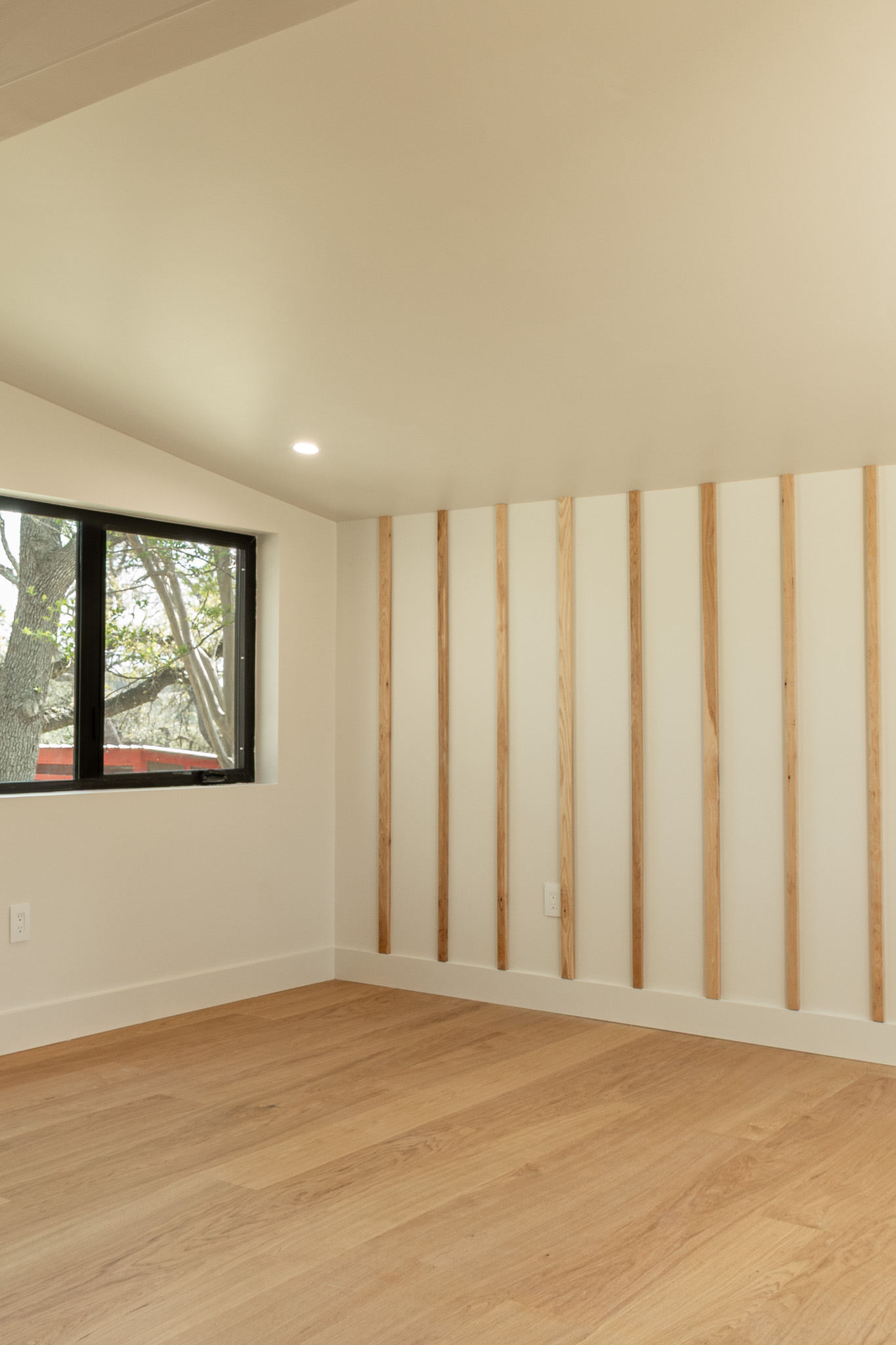 8717 South View Road Austin, TX 78737 - Photo 12 of 36 a view of an empty room with a window