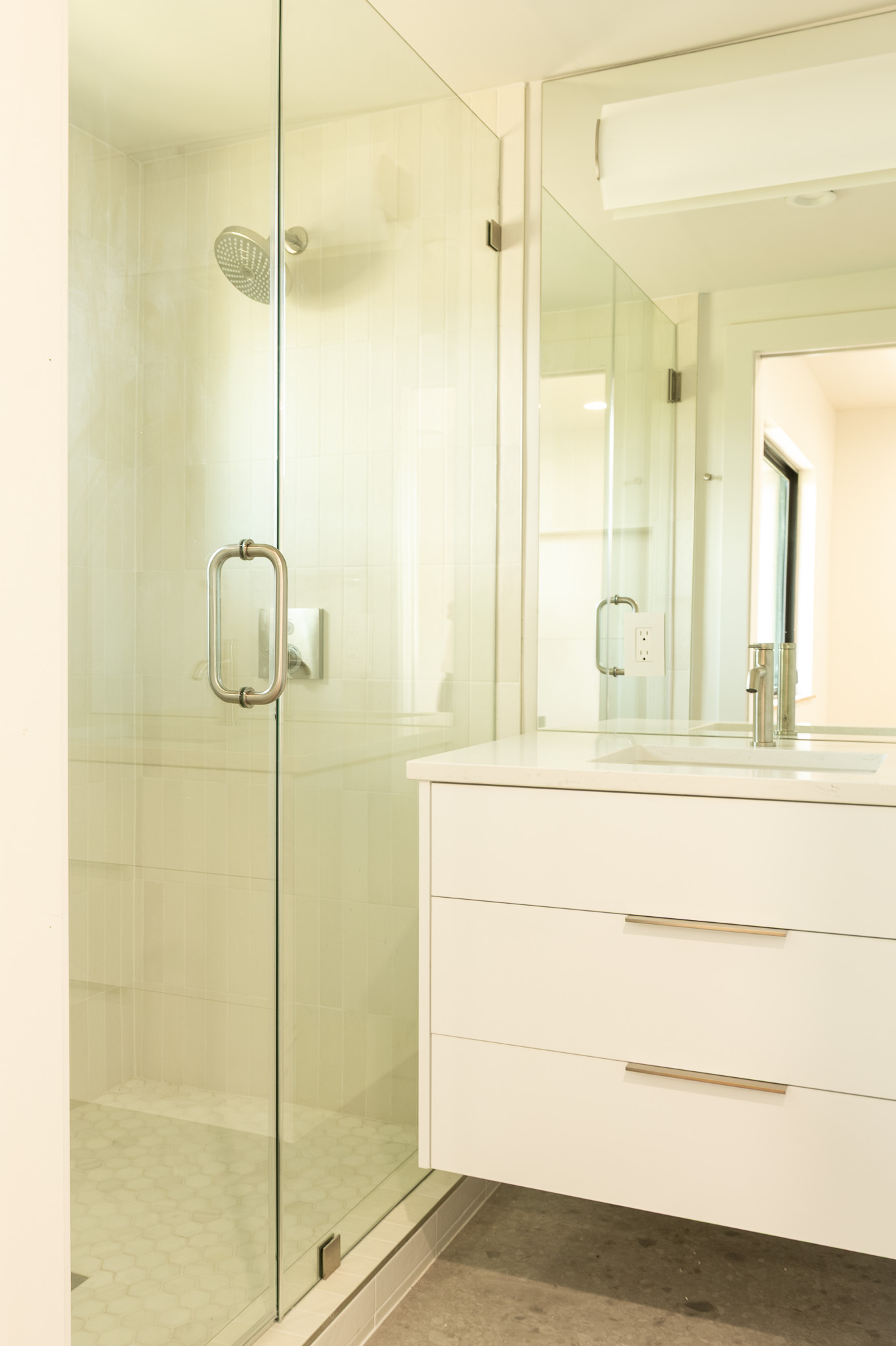 8717 South View Road Austin, TX 78737 - Photo 23 of 36 a bathroom with a shower and a sink