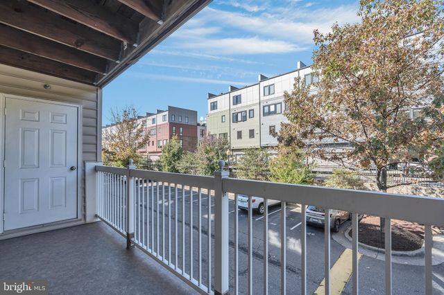 $510,000 | 447 Cameron Station Boulevard, Alexandria, VA 22304