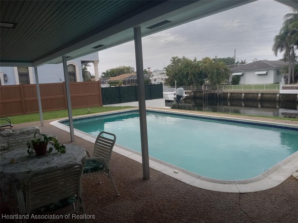 756 Coventry Street Boca Raton, FL 33487 - Photo 21 of 23 a view of a ocean from a balcony