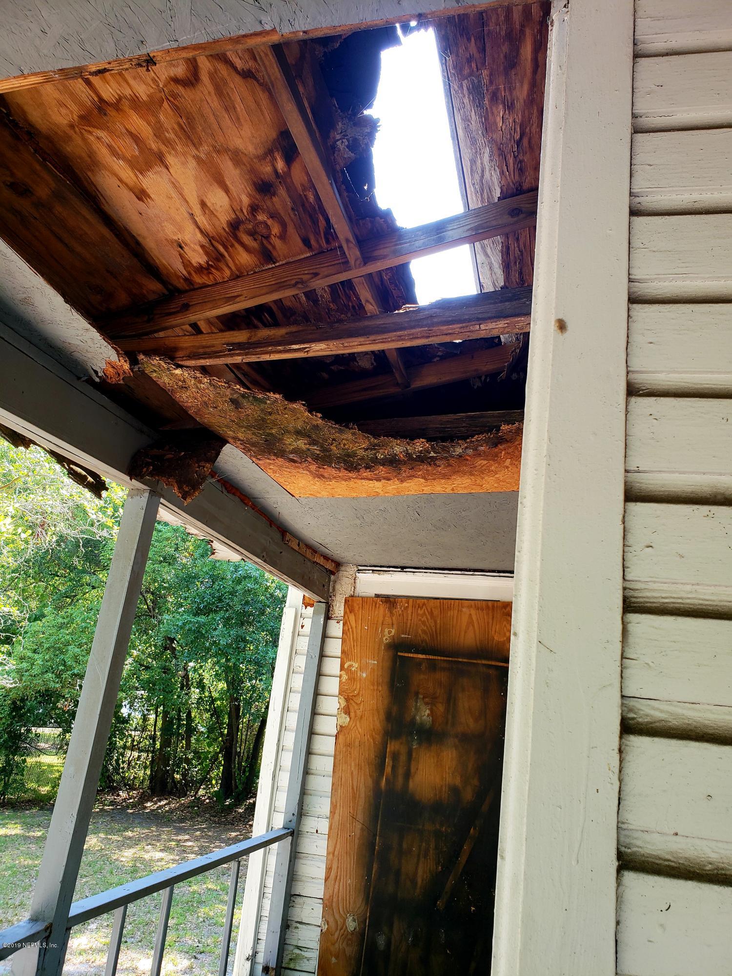 1372 Evergreen Avenue Jacksonville, FL 32206 - Photo 7 of 7 a view of entryway