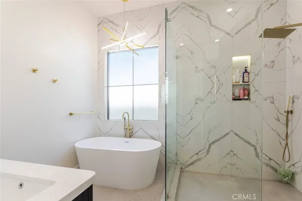 $1,850,000 | 7714 Lasaine Avenue, Northridge, CA 91325