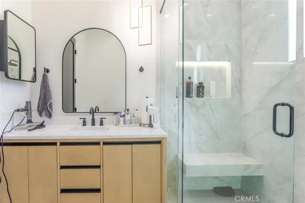 $1,850,000 | 7714 Lasaine Avenue, Northridge, CA 91325