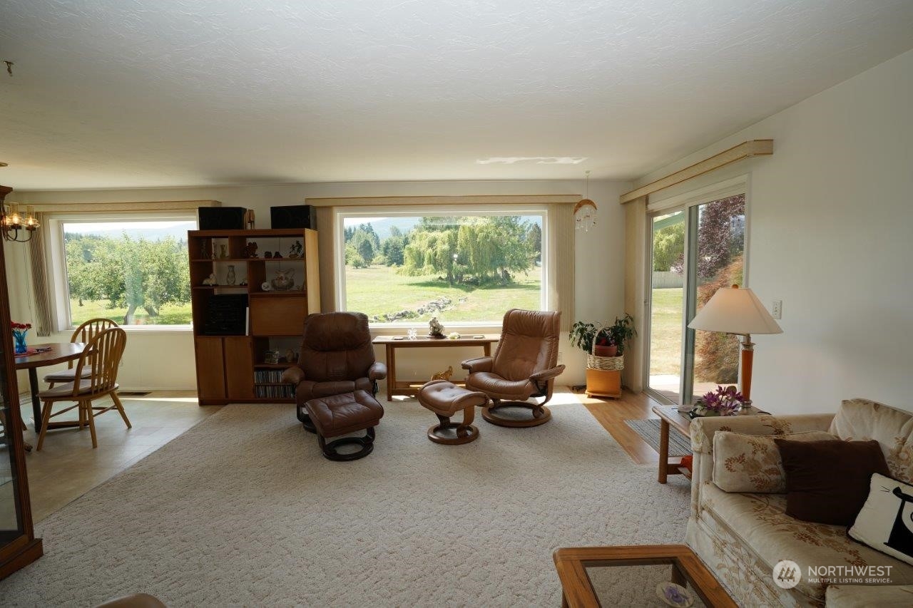 181 Mapleton Way Port Angeles, WA 98363 - Photo 7 of 40 Gallery Image 7