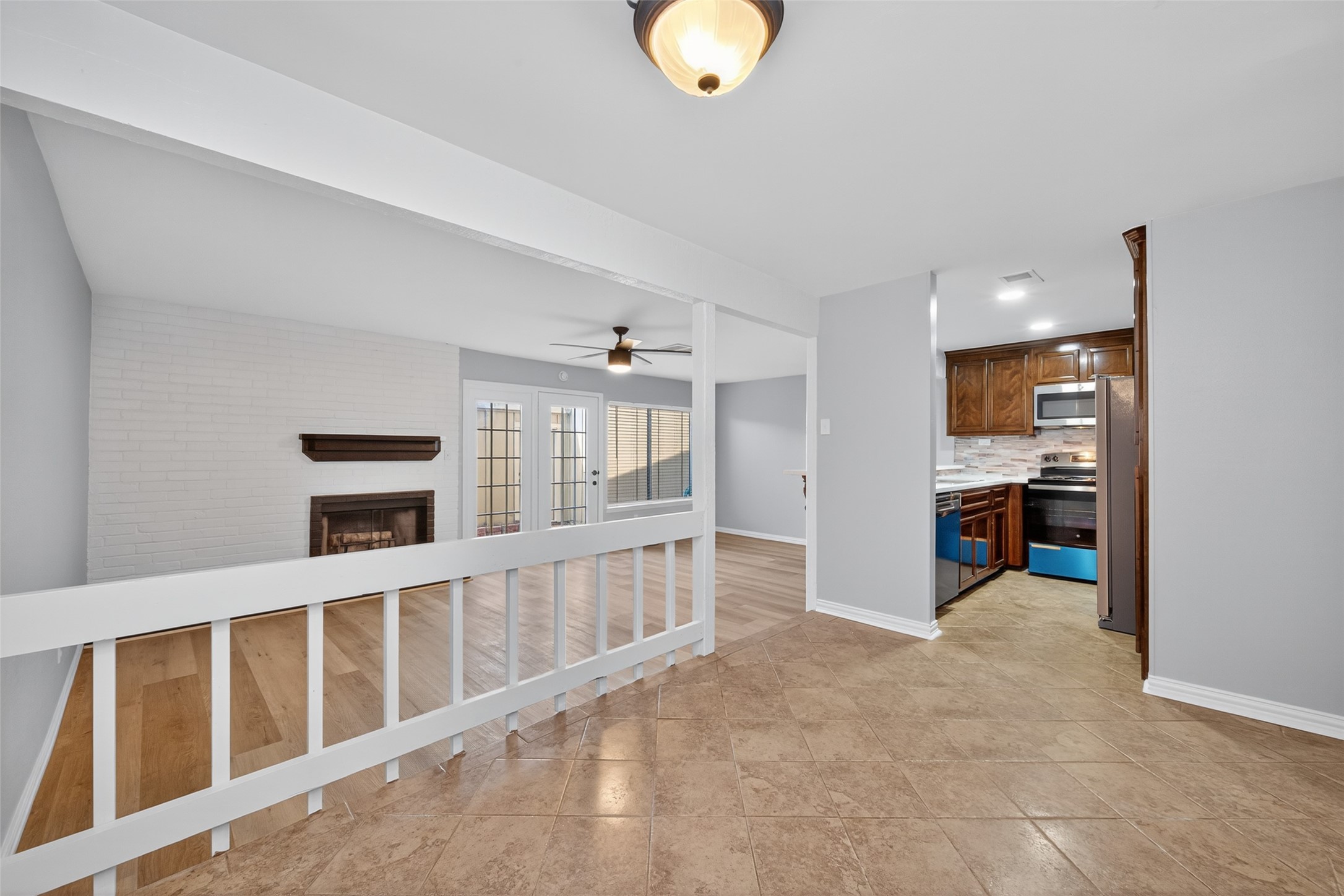 11504 Village Pl Drive, Unit 107 Houston, TX 77077 - Photo 19 of 49