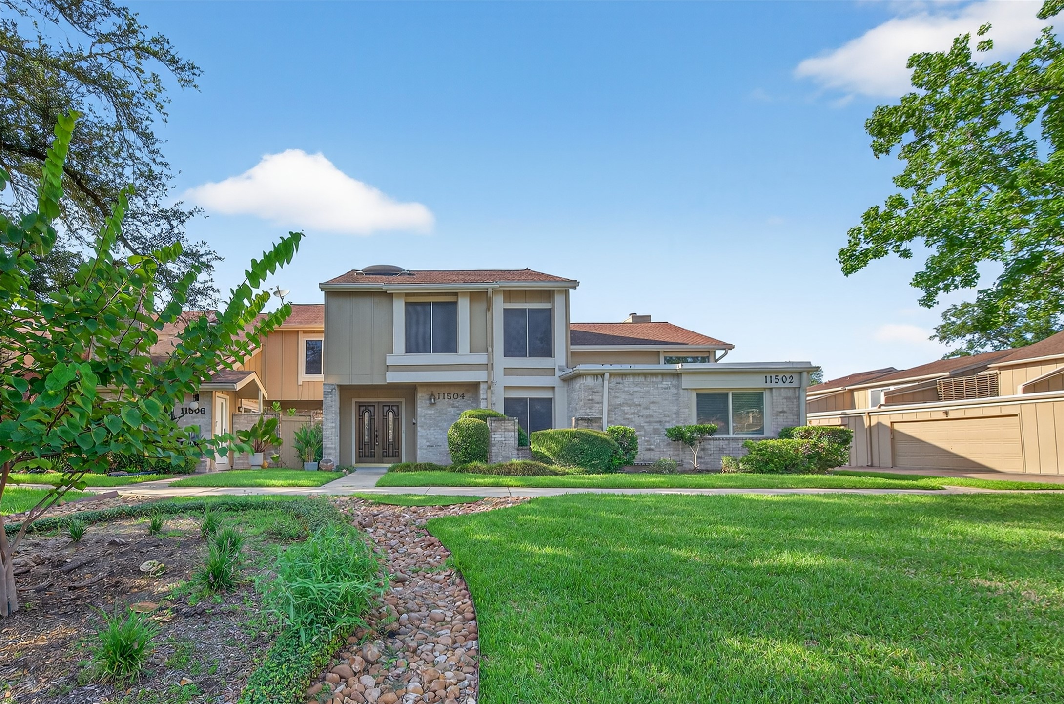 11504 Village Pl Drive, Unit 107 Houston, TX 77077 - Photo 2 of 49