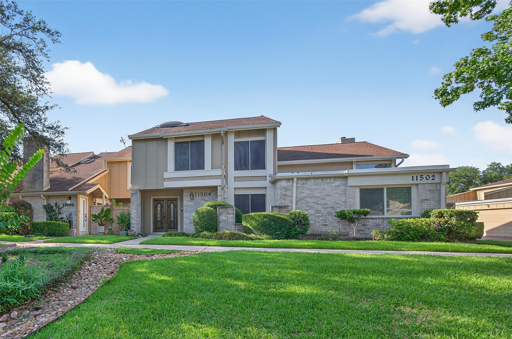 11504 Village Pl Drive, Unit 107 Houston, TX 77077 - Photo 3 of 49