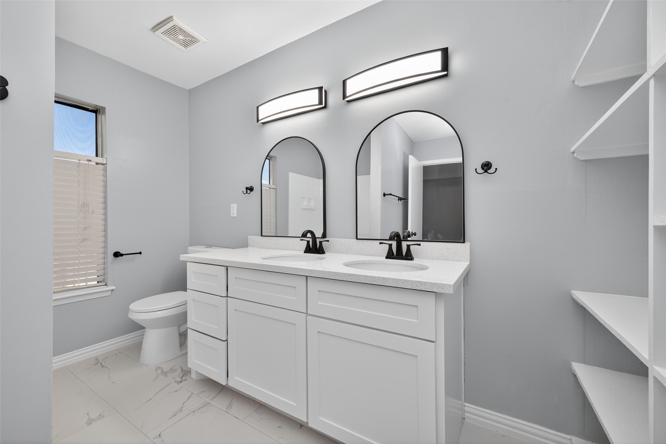 11504 Village Pl Drive, Unit 107 Houston, TX 77077 - Photo 35 of 49