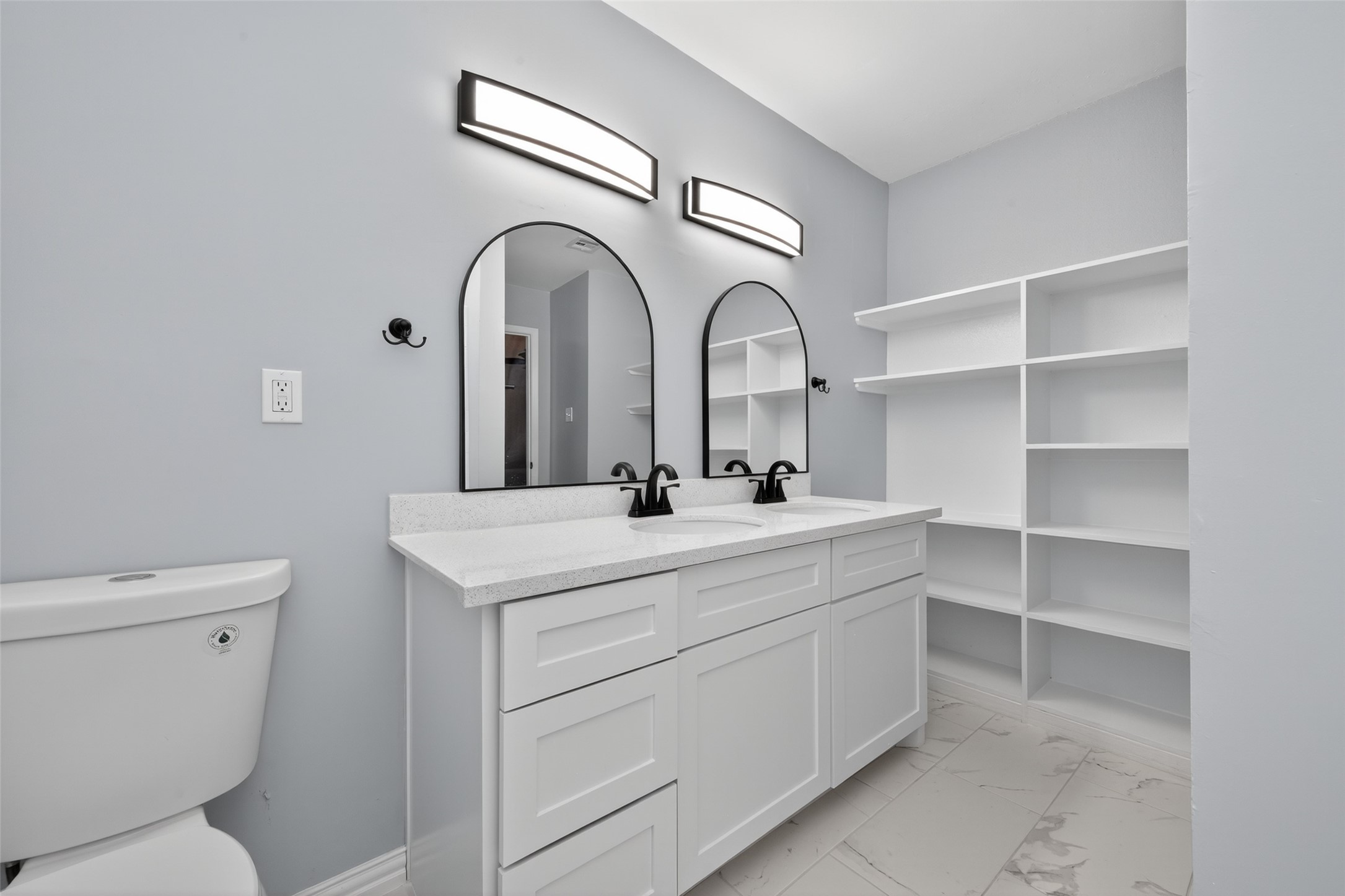 11504 Village Pl Drive, Unit 107 Houston, TX 77077 - Photo 37 of 49