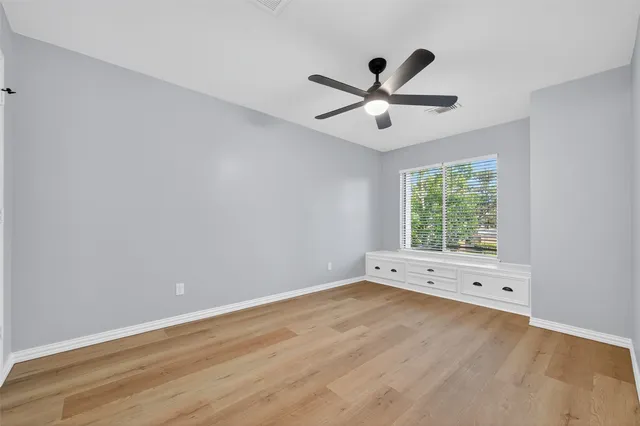 $2,395 | 11504 Village Pl Drive, Unit 107, Houston, TX 77077