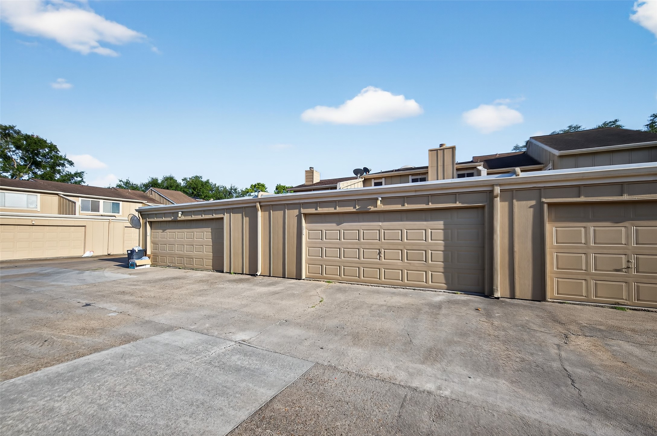 11504 Village Pl Drive, Unit 107 Houston, TX 77077 - Photo 49 of 49