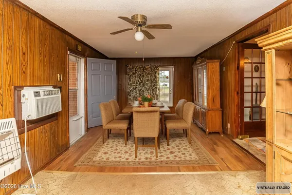 $155,000 | 612 East Main Street, Mount Olive, NC 28365