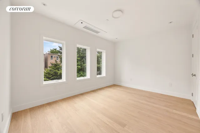 $3,750,000 | 192 Withers Street | Williamsburg