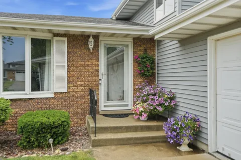 $435,000 | 12042 West 103rd Court, St. John, IN 46373