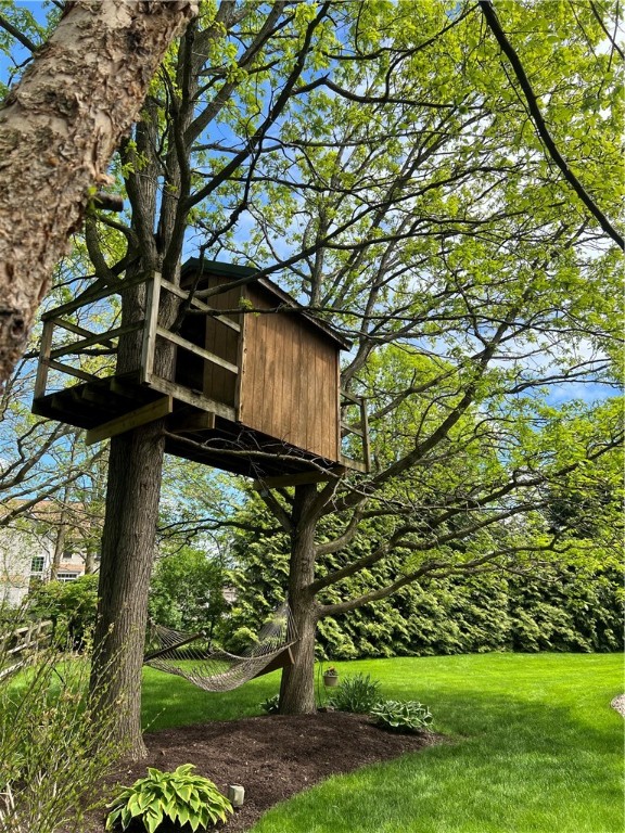 8 Claridge Circle Penfield, NY 14580 - Photo 42 of 47