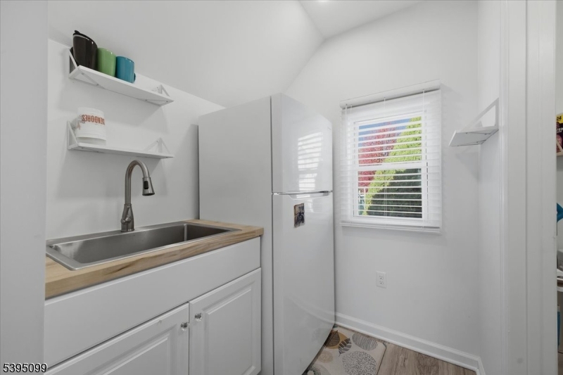 9 Doefield Road Califon, NJ 07830 - Photo 27 of 32 a close view of a sink and dishwasher in a kitchen