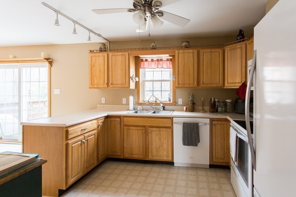294 Patrill Hollow Road Hardwick, MA 01037 - Photo 3 of 29