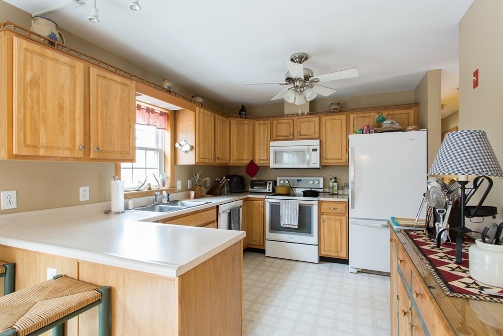 294 Patrill Hollow Road Hardwick, MA 01037 - Photo 4 of 29