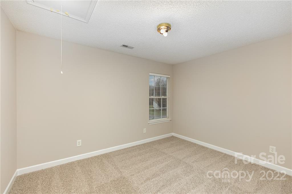 628 Overlook Road Lowell, NC 28098 - Photo 25 of 33 Gallery Image 25