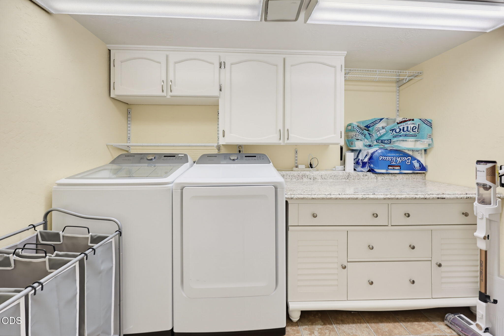 2355 Johns Peak Road Central Point, OR 97502 - Photo 27 of 114 Gallery Image 27