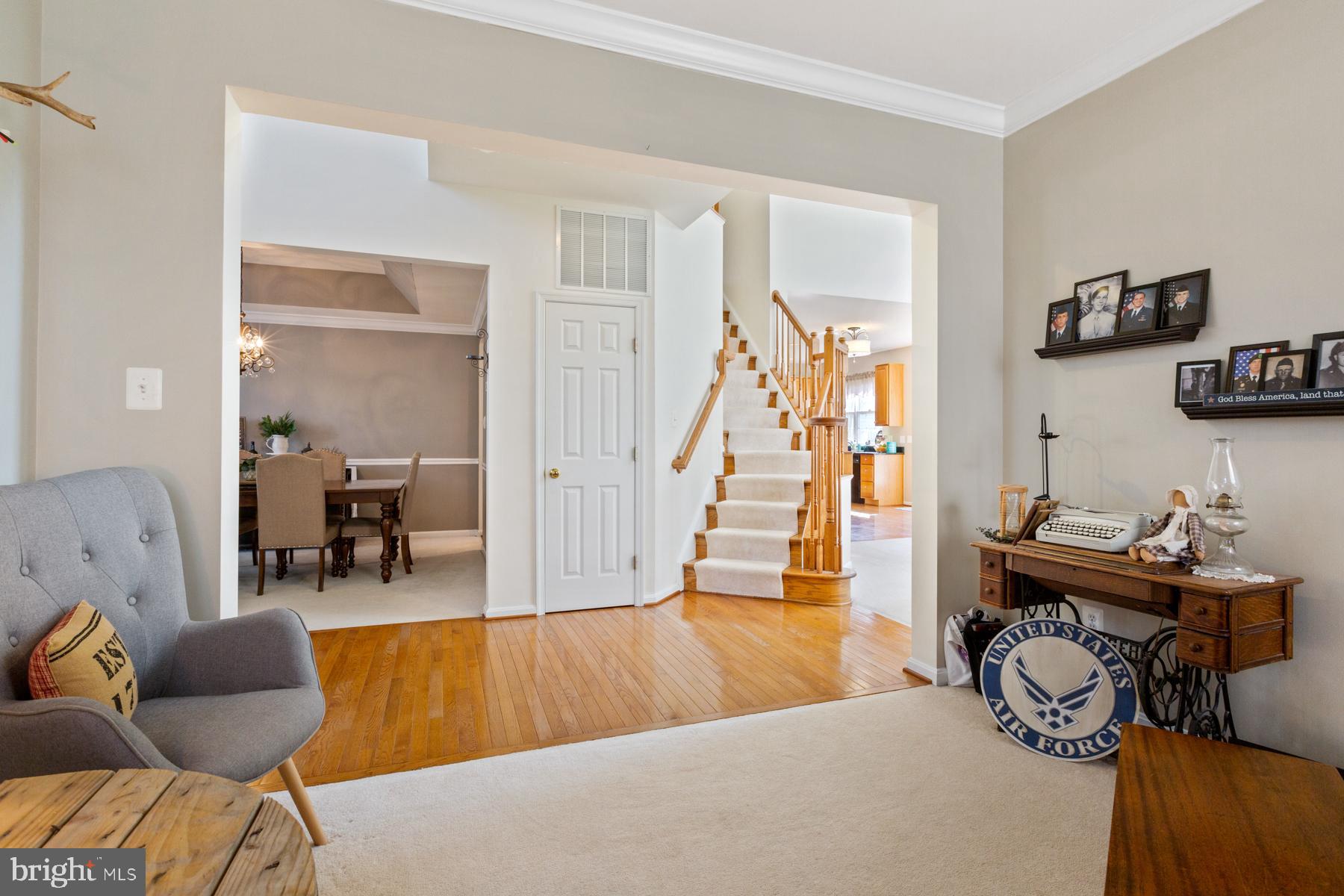8773 Lords View Loop Gainesville, VA 20155 - Photo 12 of 44