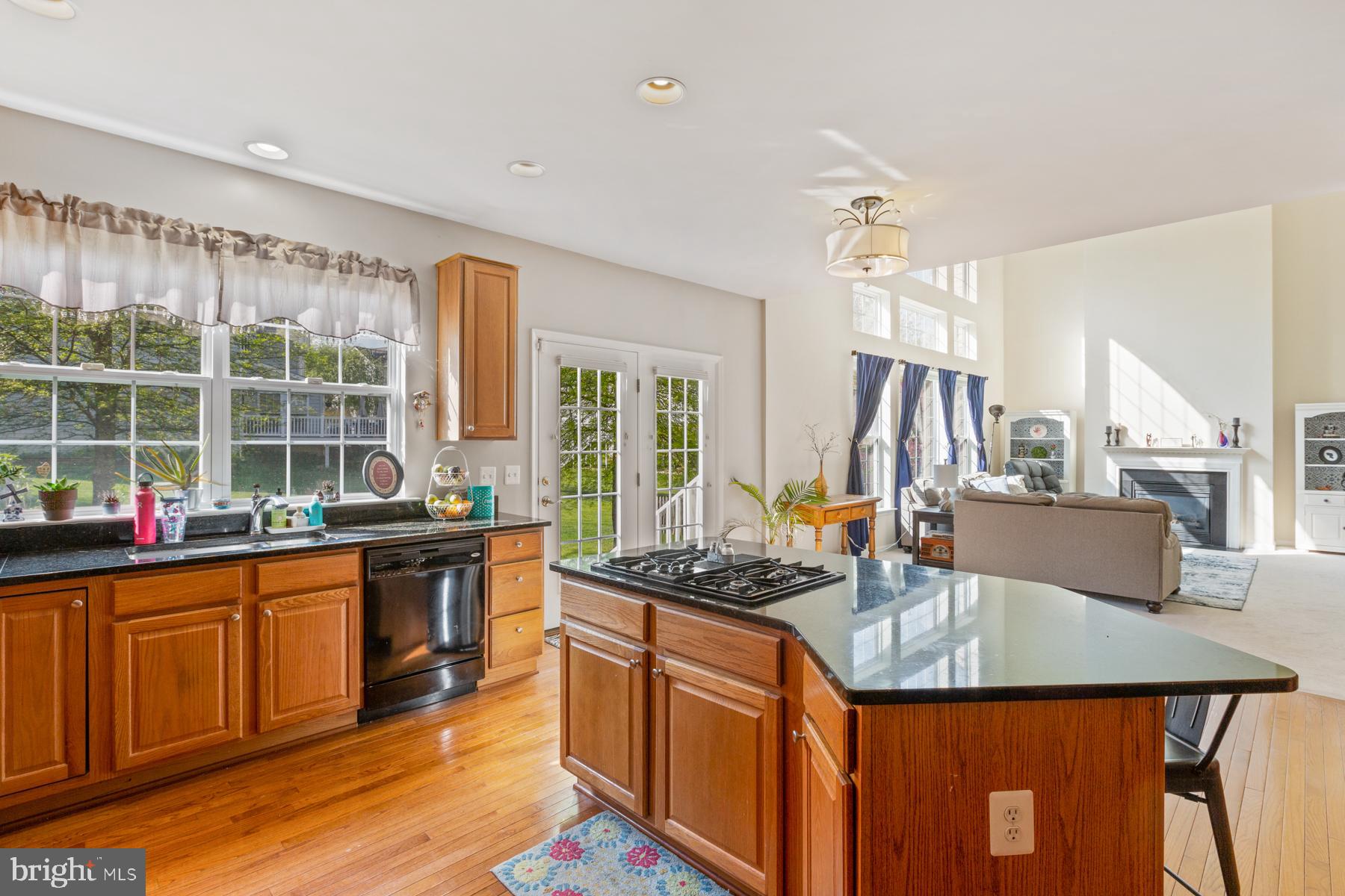8773 Lords View Loop Gainesville, VA 20155 - Photo 20 of 44