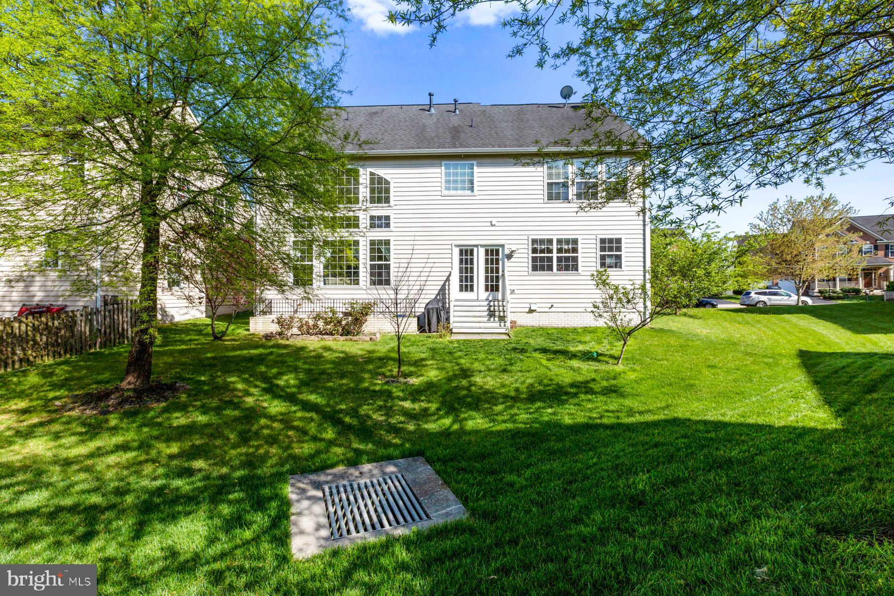 8773 Lords View Loop Gainesville, VA 20155 - Photo 4 of 44