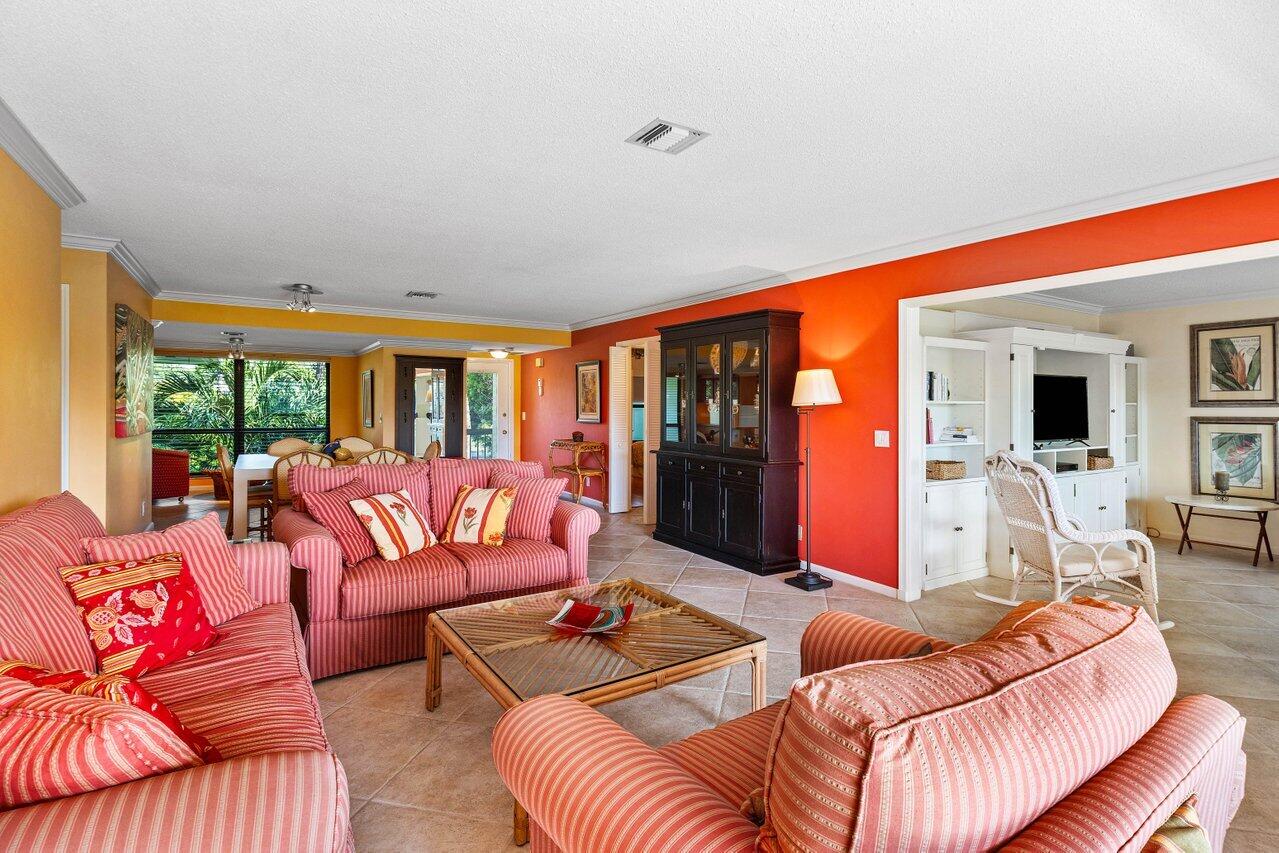3715 Quail Ridge Drive, Unit BOBWHITE B Boynton Beach, FL 33436 - Photo 12 of 53 Interior living area