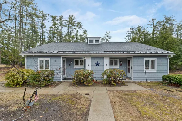 $329,000 | 5 Piscataqua Road, Concord, NH 03301