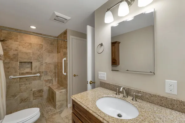 $329,000 | 5 Piscataqua Road, Concord, NH 03301