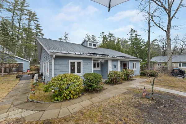 $329,000 | 5 Piscataqua Road, Concord, NH 03301