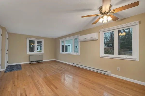 $329,000 | 5 Piscataqua Road, Concord, NH 03301