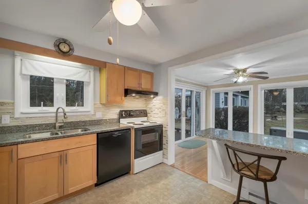 $329,000 | 5 Piscataqua Road, Concord, NH 03301