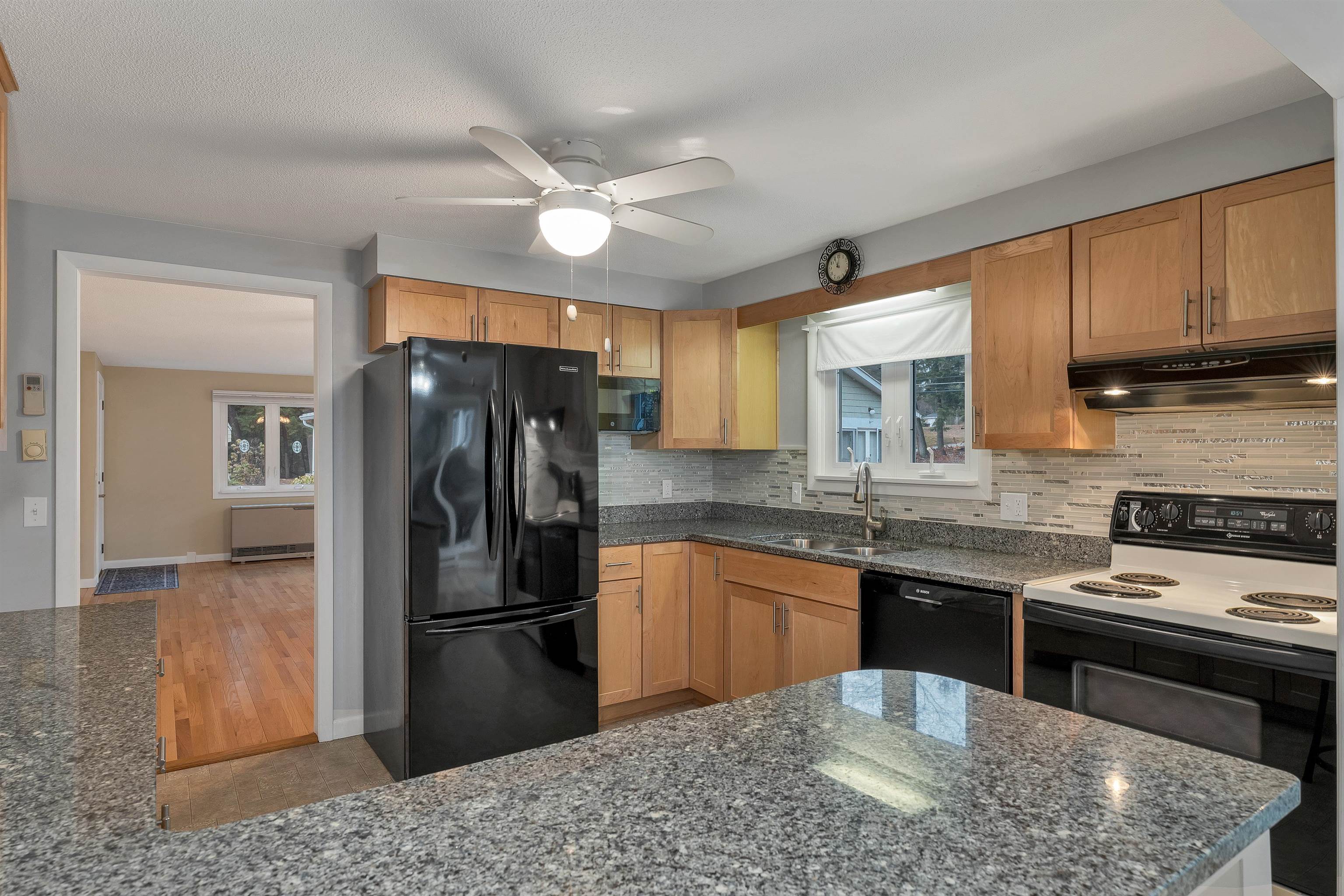 5 Piscataqua Road Concord, NH 03301 - Photo 10 of 37