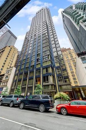 $7,500 | 135 East 47th Street, Unit 18G | Midtown East