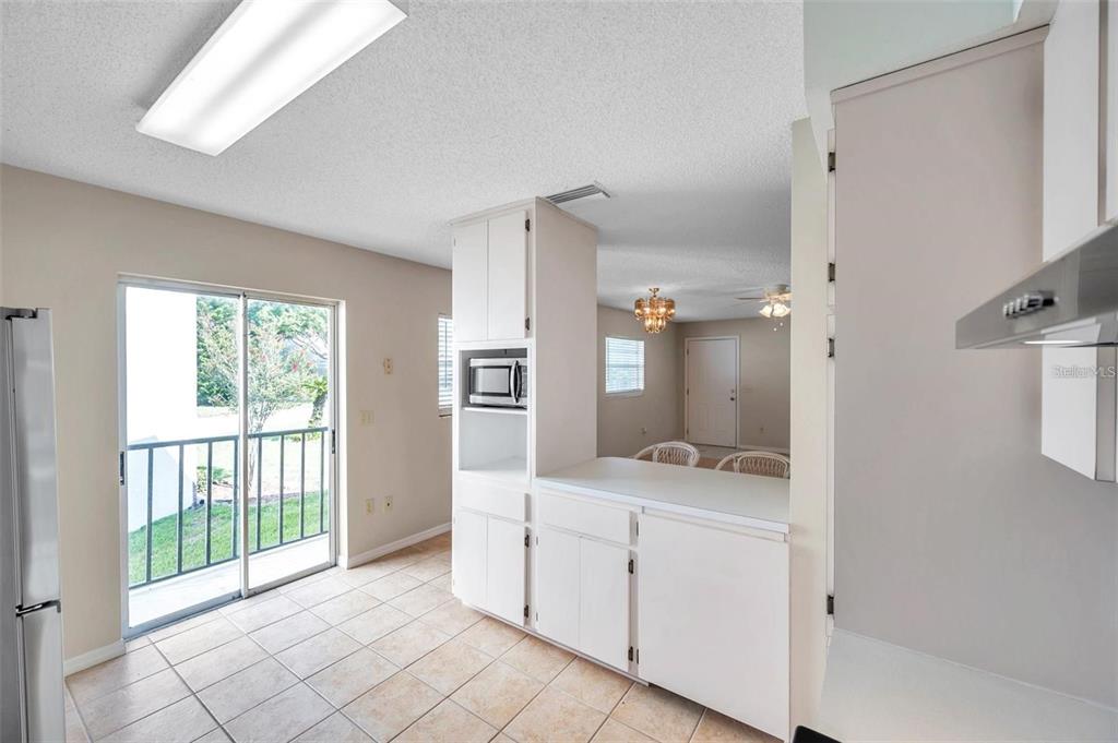 6632 Hickorywood Lane, Unit 4B New Port Richey, FL 34653 - Photo 17 of 40