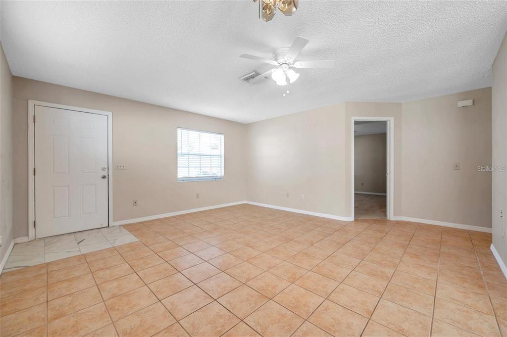 6632 Hickorywood Lane, Unit 4B New Port Richey, FL 34653 - Photo 6 of 40