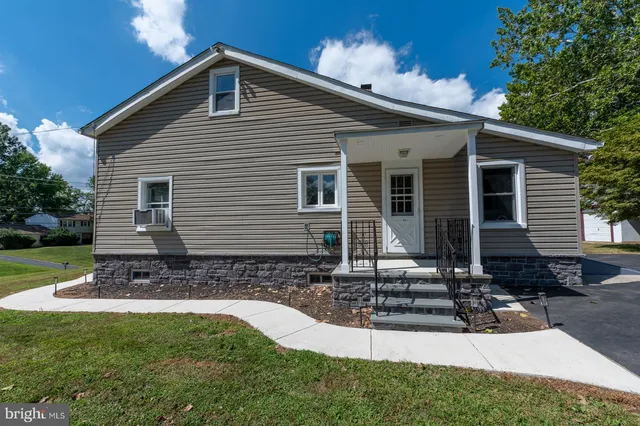 $529,000 | 295 Swedesford Road, Malvern, PA 19355