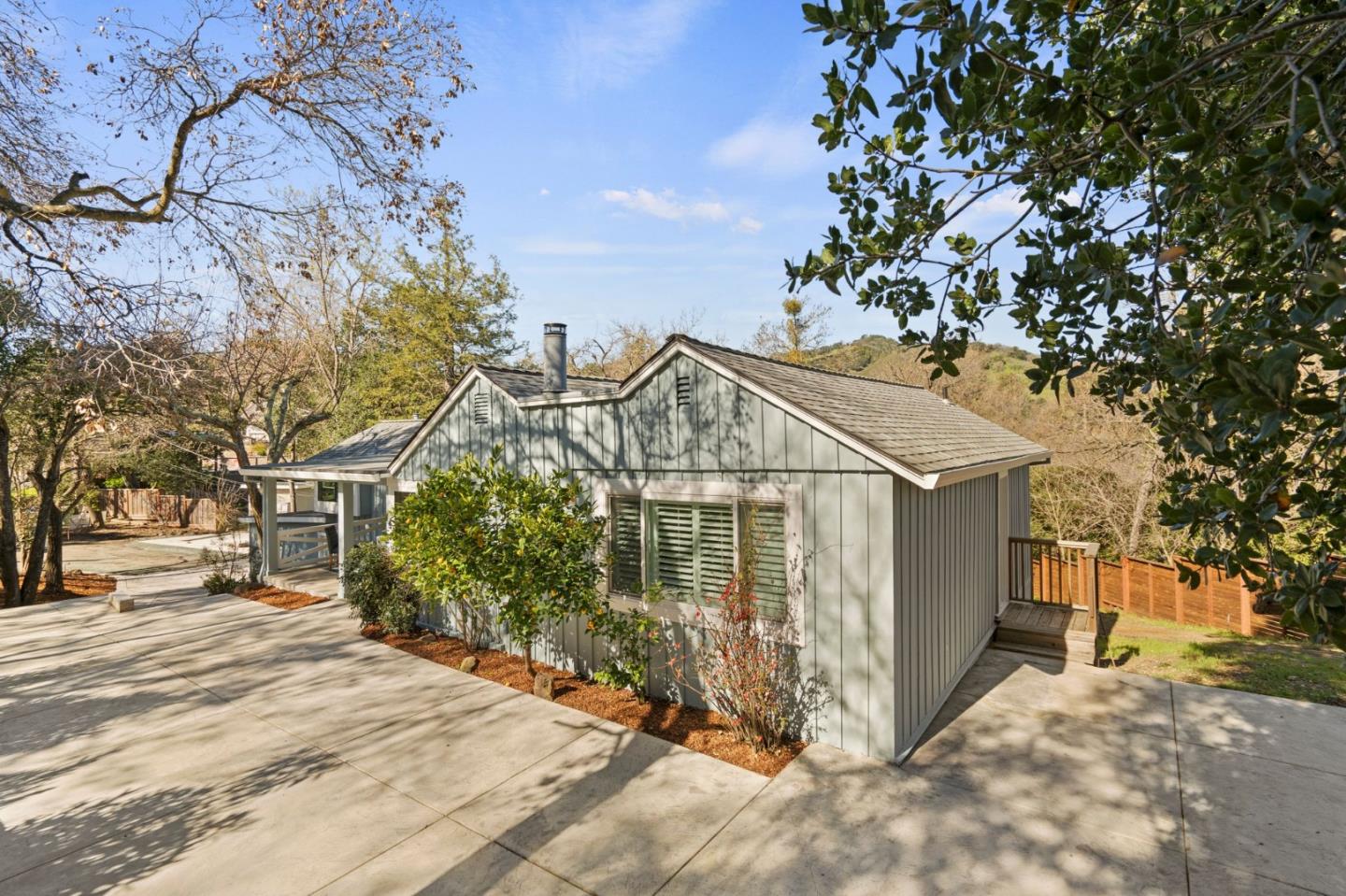 3368 Johnson Road Lafayette, CA 94549 - Photo 5 of 50 a view of a house with a yard