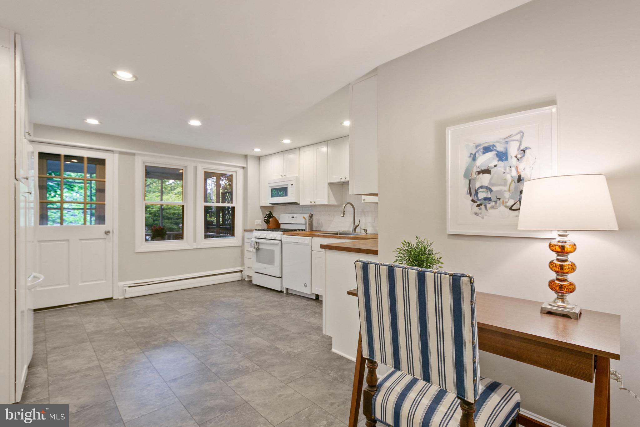 4514 Schenley Road Baltimore, MD 21210 - Photo 11 of 43 Desk or Breakfast Nook in the Large Kitchen
