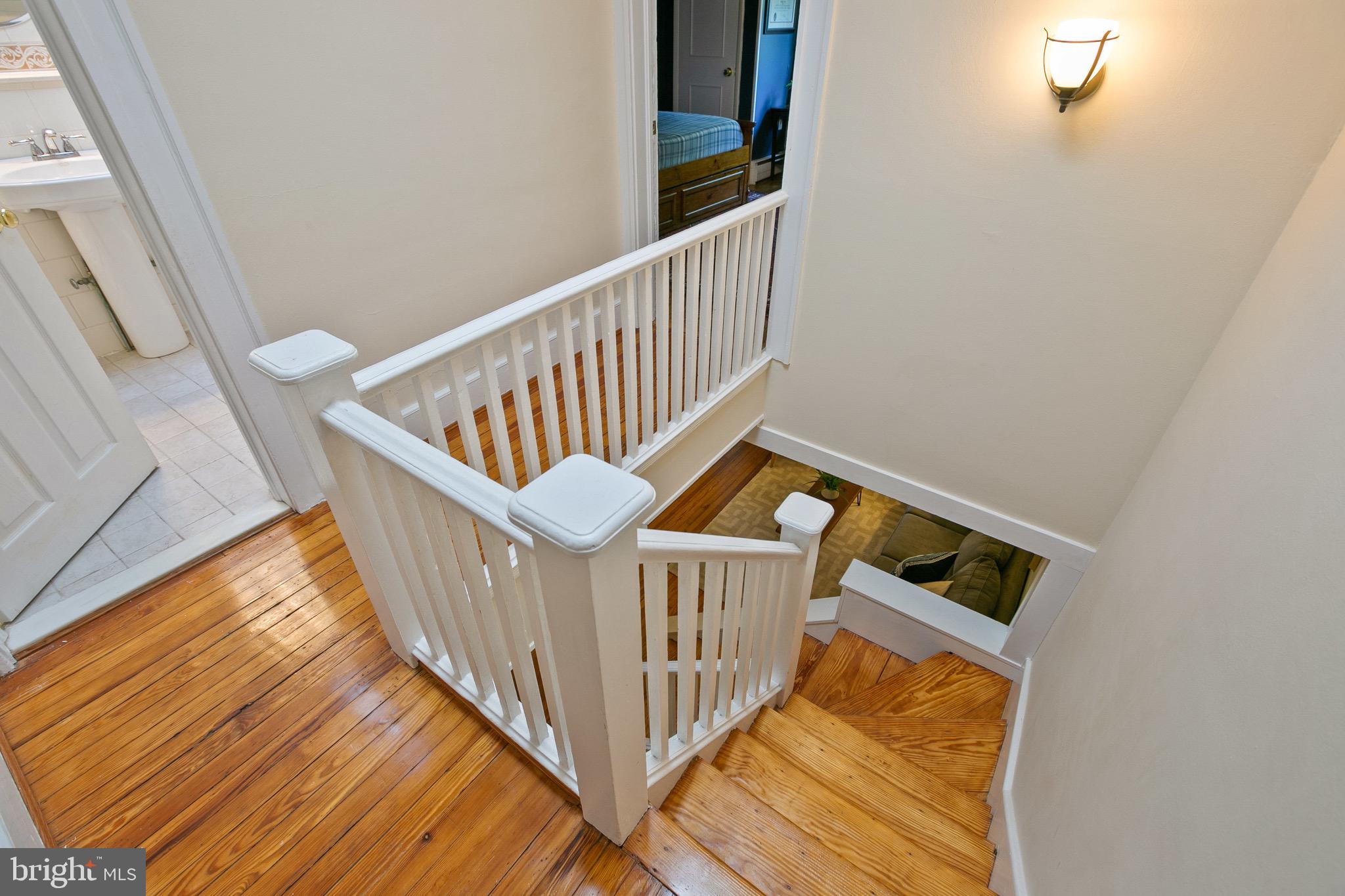 4514 Schenley Road Baltimore, MD 21210 - Photo 15 of 43 Staircase