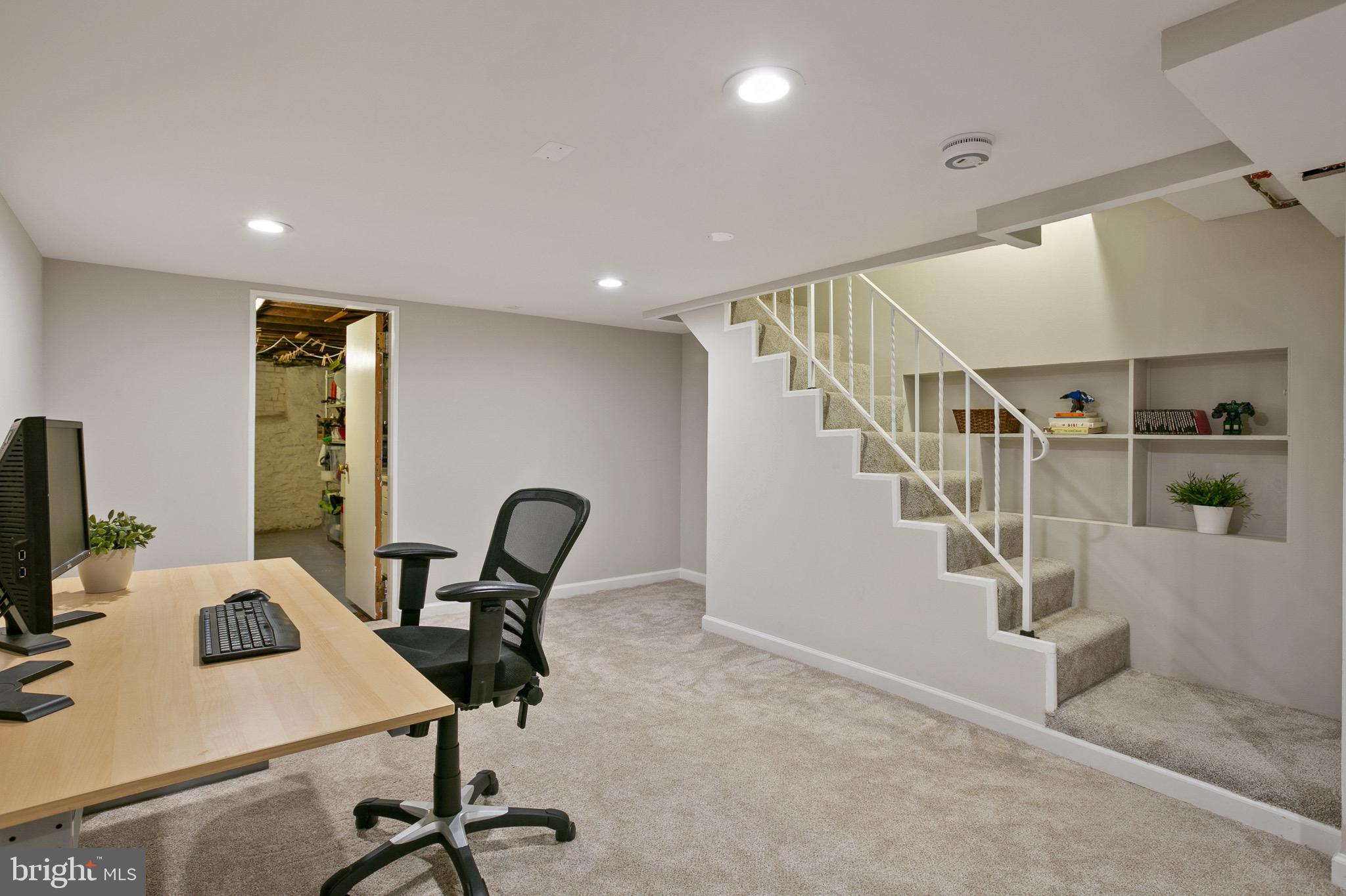 4514 Schenley Road Baltimore, MD 21210 - Photo 31 of 43 Stairs from Lower Level