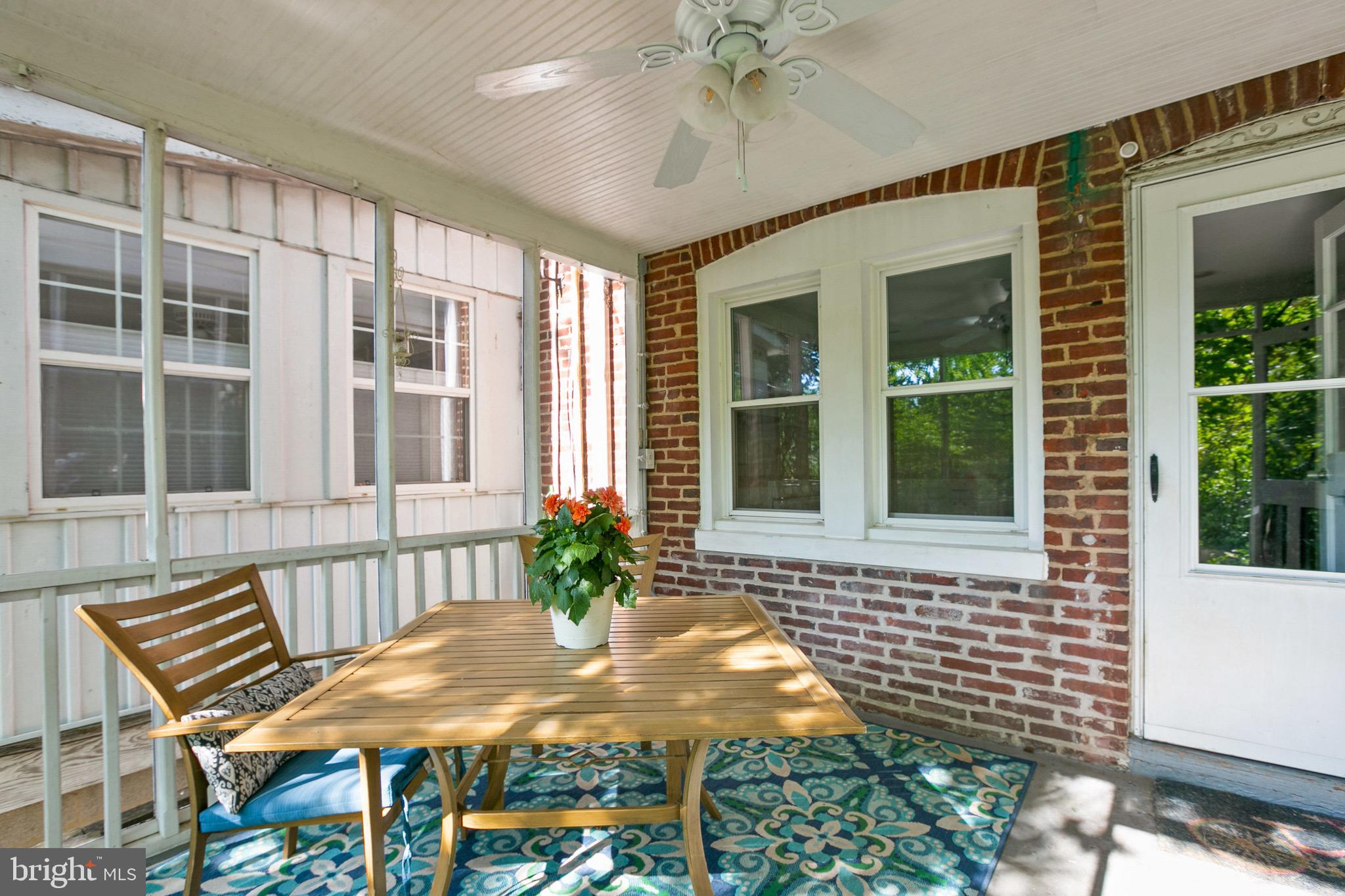 4514 Schenley Road Baltimore, MD 21210 - Photo 33 of 43 Relax Out Back Under Cover