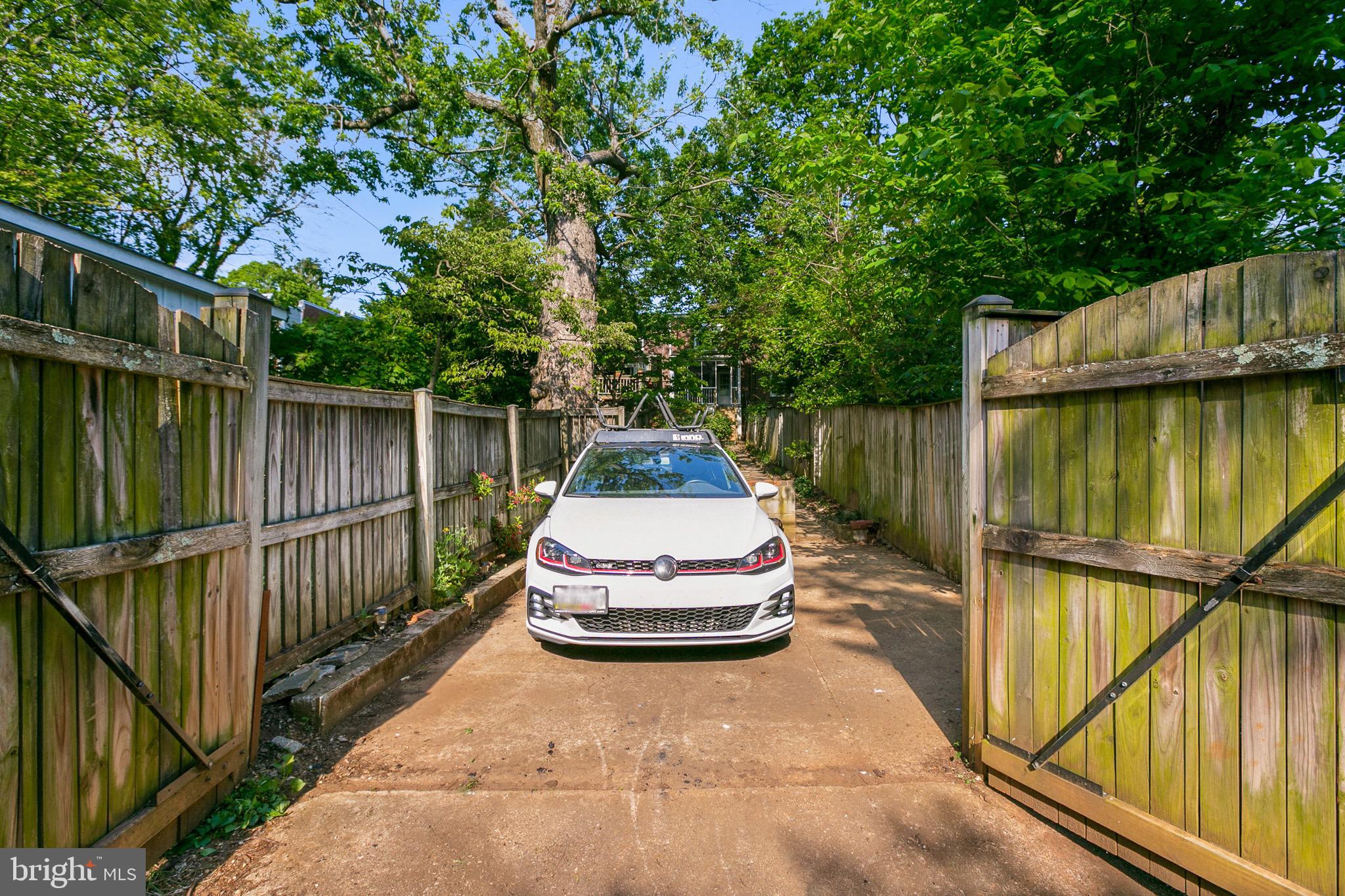 4514 Schenley Road Baltimore, MD 21210 - Photo 42 of 43 Parking!